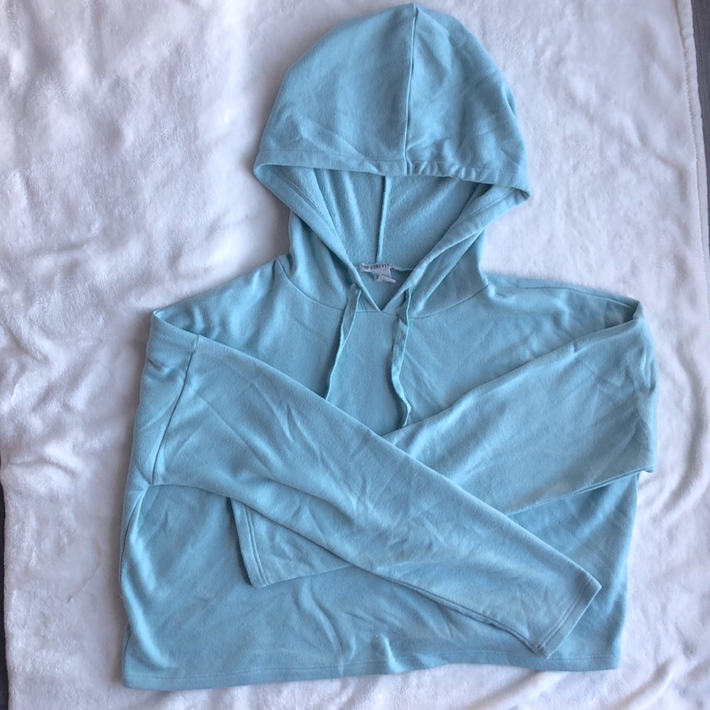 Forever 21 cropped hoodie
